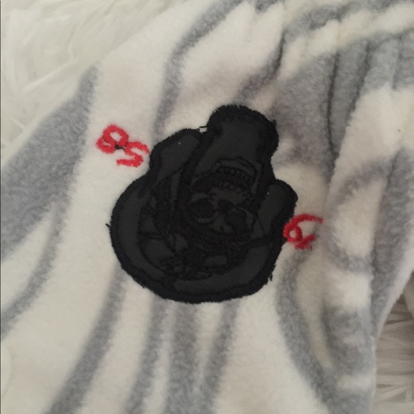 ED HARDY LIVE TO RIDE FLEECE GLOVES New Large - Picture 3 of 7